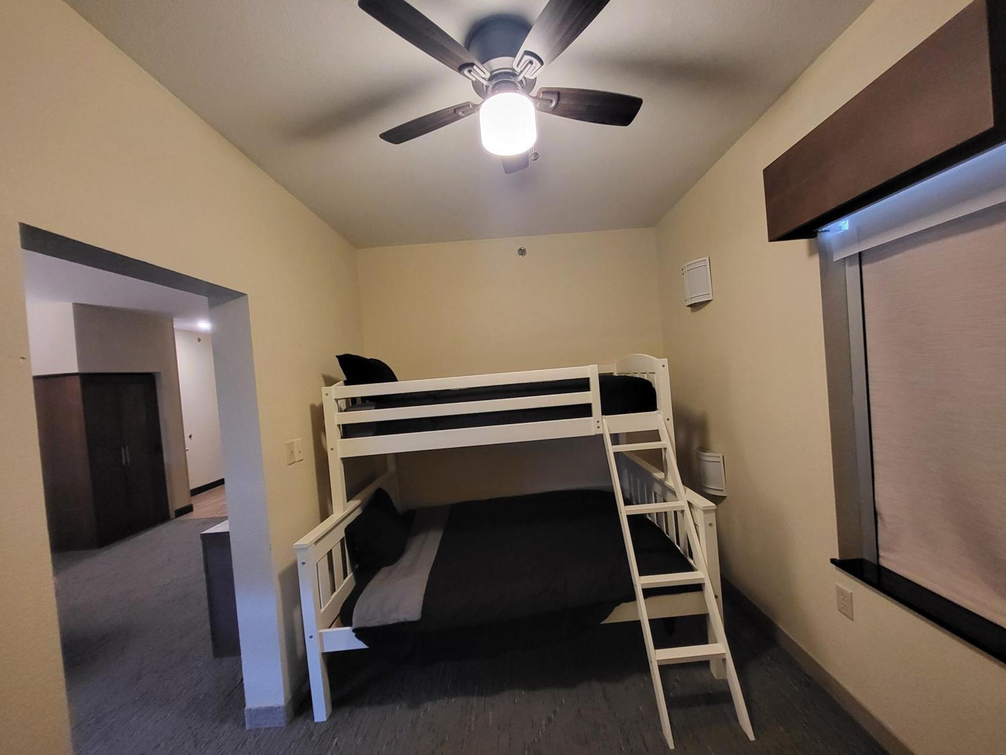 Route 66 Inn & Suites Miami Buitenkant foto